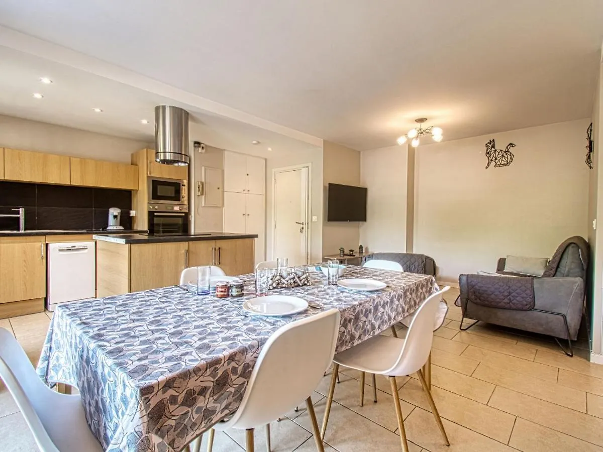 Apartment Les Jardins De Phebus By Interhome location
