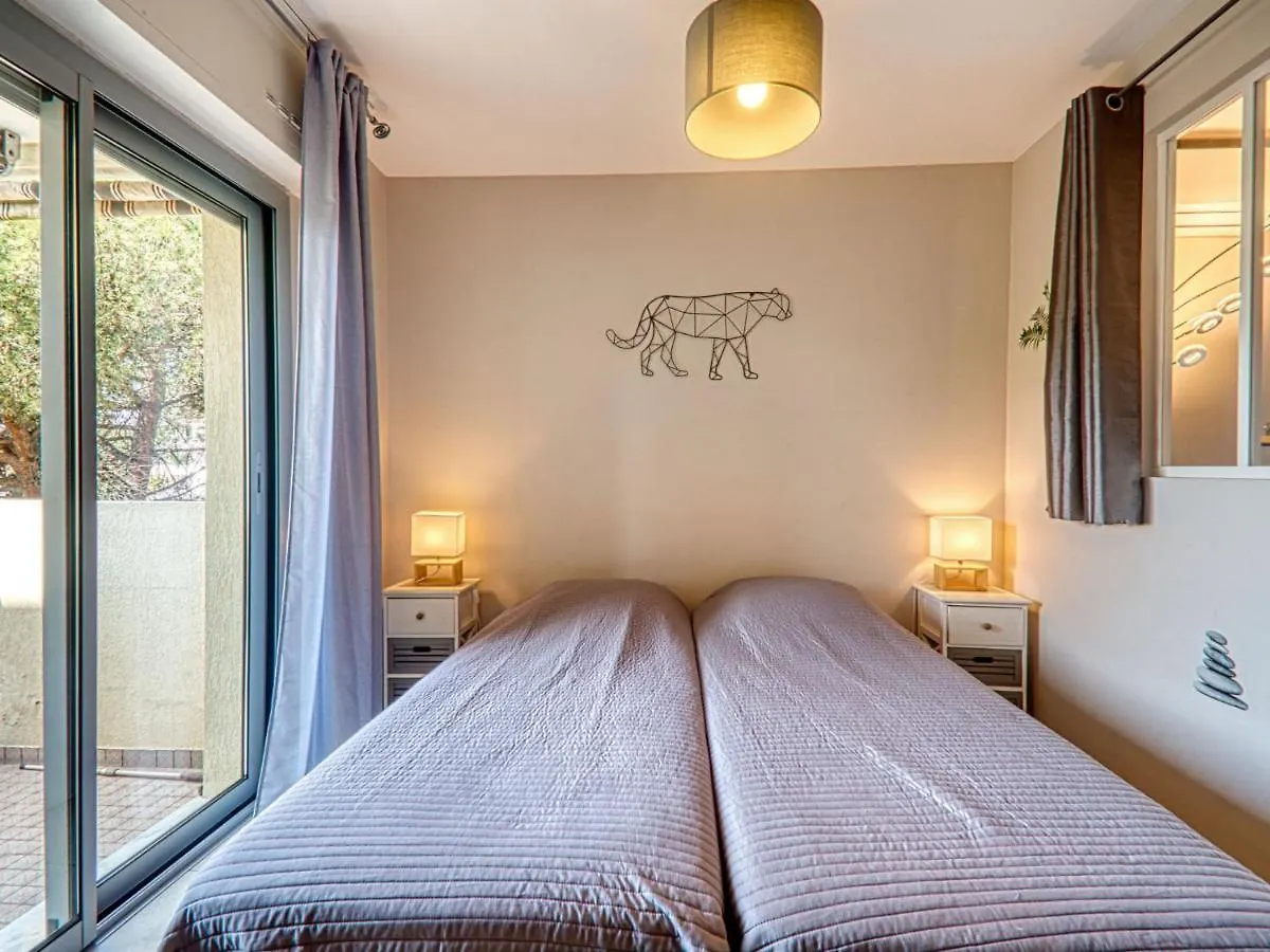 Apartment Les Jardins De Phebus By Interhome Frejus
